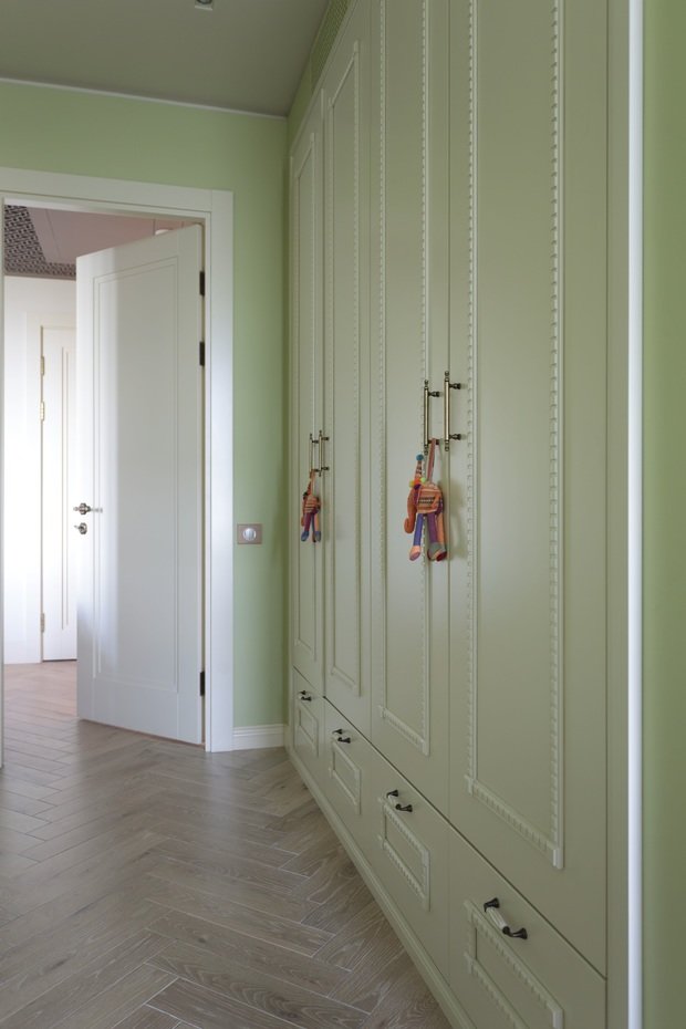 Фото из портфолио Шкафы, библиотеки – фотографии дизайна интерьеров на InMyRoom.ru