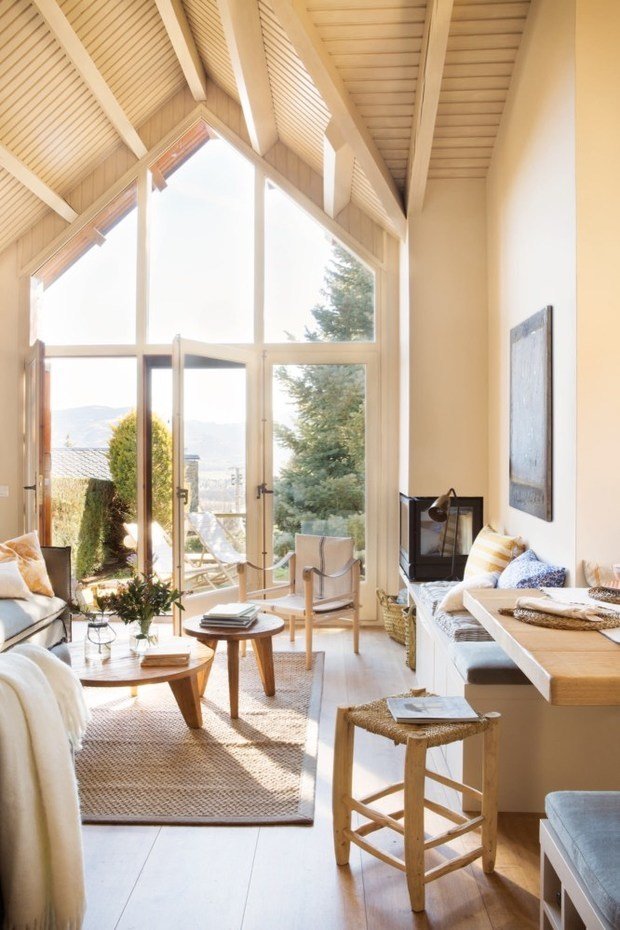 Фотография: Гостиная в стиле Эко, Дом, Испания, Дача, Бежевый, Дом и дача, 4 и больше, Более 90 метров – фото на INMYROOM