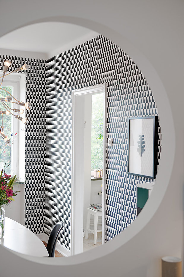 Фотография: Кухня и столовая в стиле Скандинавский, Современный, Эклектика, Декор интерьера, Квартира, Швеция, Цвет в интерьере, Дома и квартиры, Белый, Гетеборг – фото на INMYROOM