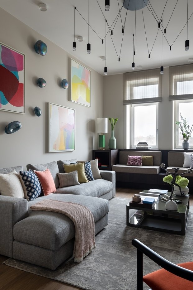 Фотография: Гостиная в стиле Современный, Декор интерьера, Квартира, Москва, Серый, Сталинка, 3 комнаты, Notum Project, Александра Сергеева – фото на INMYROOM