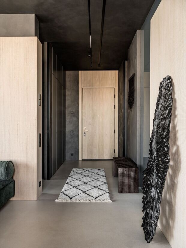 Фотография: Прихожая в стиле Лофт, Современный, Эклектика, Бохо, Квартира, Проект дня, Москва, Монолитный дом, 2 комнаты, 60-90 метров, Эксклюзивные проекты, современный/роскошный, фото интерьера, дизайн интерьера фото, тренды в дизайне 2026, тренды в дизайне интерьеров 2026 – фото на INMYROOM