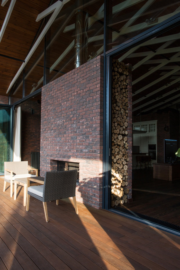 Фотография: Терраса в стиле Прованс и Кантри, Современный, Дом, Проект недели, Дом и дача, Ростовская область, Евгений Задорожний, Архитектурная студия «ЧАДО», кирпич в отделке – фото на INMYROOM