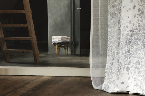 Фотография: Спальня в стиле Классический, Цвет в интерьере, Индустрия, События, Галерея Арбен, Maison & Objet – фото на INMYROOM Фотография: Спальня в стиле Классический, Цвет в интерьере, Индустрия, События, Галерея Арбен, Maison & Objet – фото на INMYROOM