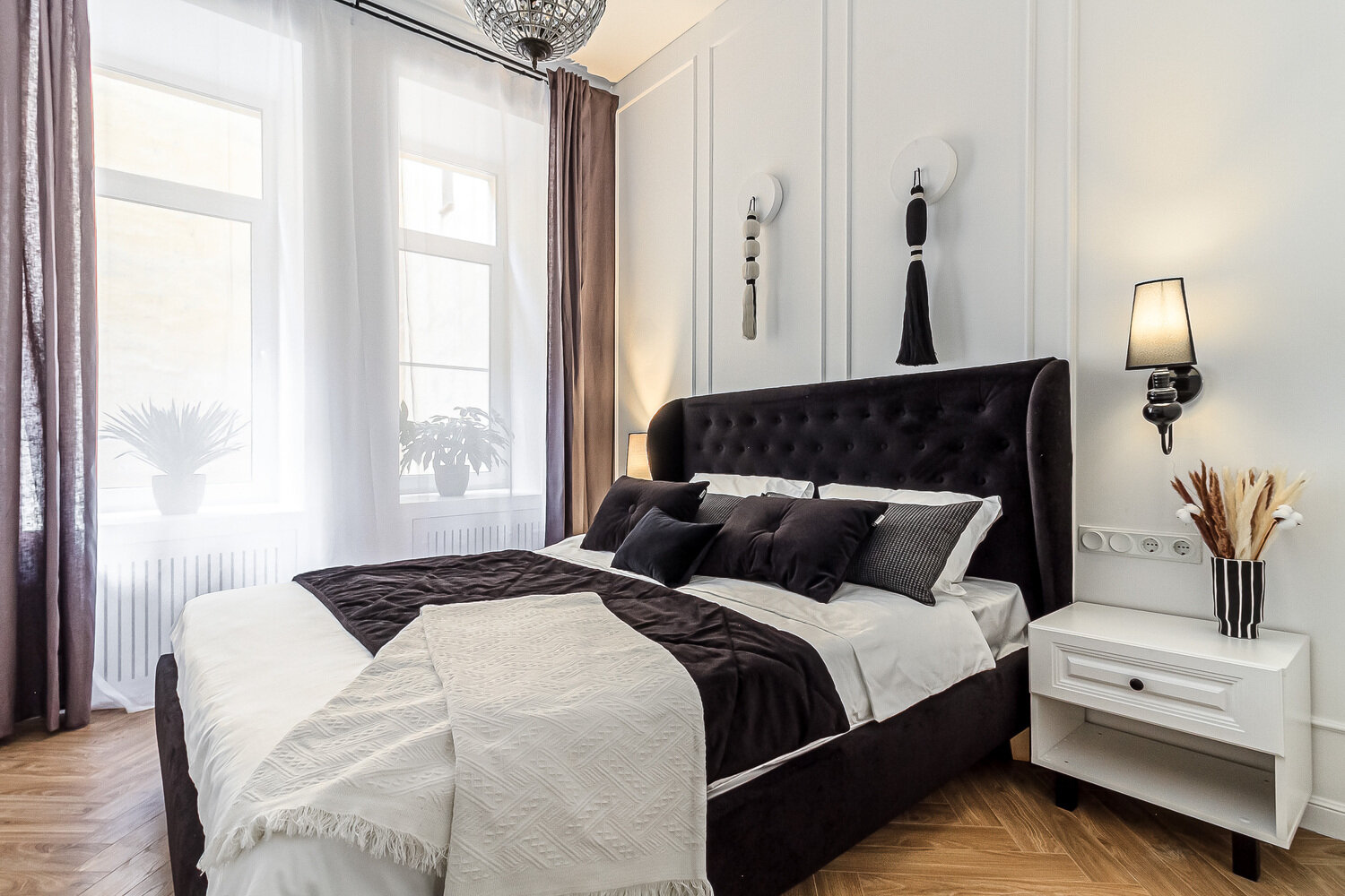 Фотография: Спальня в стиле Классический, Современный, Эклектика, Квартира, Проект дня, Санкт-Петербург, Кирпичный дом, 3 комнаты, 60-90 метров, Елена Голубева – фото на INMYROOM