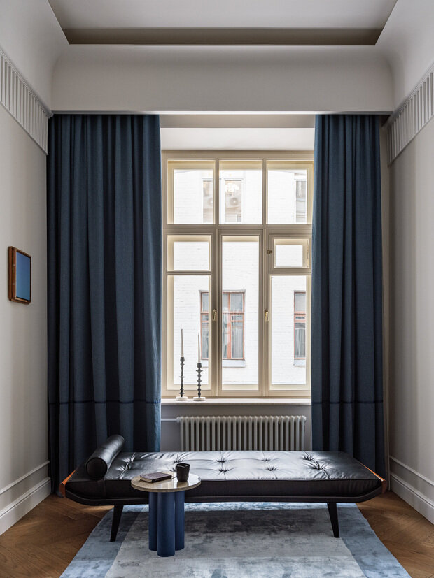 Фотография: Кабинет в стиле Классический, Современный, Эклектика, Квартира, Проект дня, Москва, Анна Макеева, Кирпичный дом, 3 комнаты, Более 90 метров, современный с элементами классики и роскоши – фото на INMYROOM