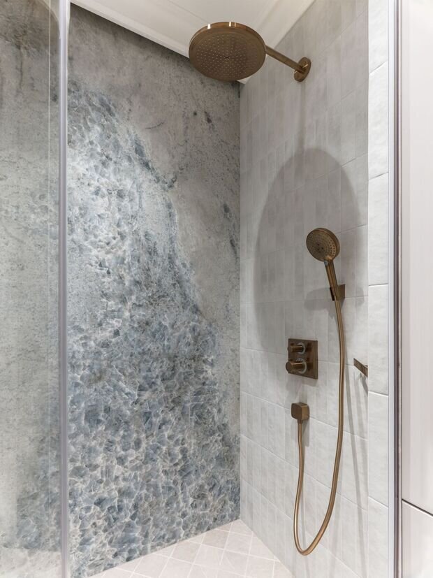 Фотография: Ванная в стиле Классический, Современный, Эклектика, Квартира, Проект дня, 3 комнаты, 60-90 метров, Монолитно-кирпичный – фото на INMYROOM