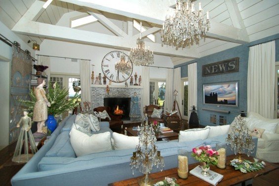 Фотография: Гостиная в стиле Прованс и Кантри, Дома и квартиры, Интерьеры звезд, Moscow Sotheby's International Realty – фото на INMYROOM