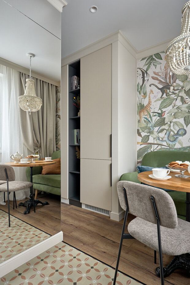 Фотография: Кухня и столовая в стиле Современный, Эклектика, Малогабаритная квартира, Квартира, Проект дня, Москва, П-44, Панельный дом, 1 комната, 40-60 метров, современный с элементами эклектики – фото на INMYROOM