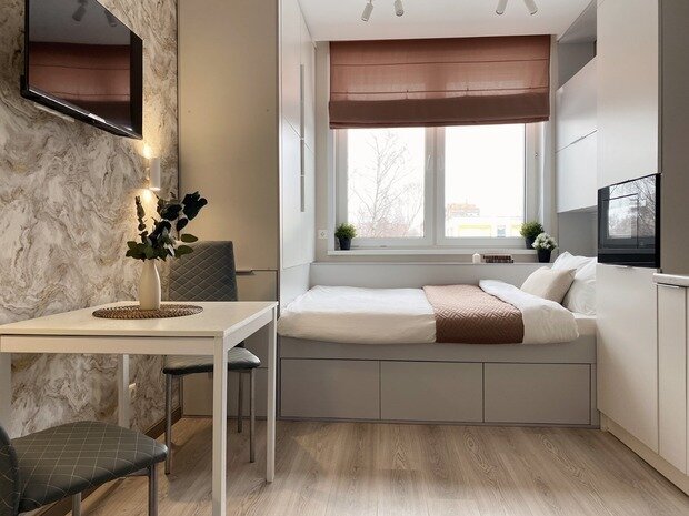 Фотография: Кухня и столовая в стиле Современный, Минимализм, Малогабаритная квартира, Квартира, Студия, Проект дня, Москва, Монолитный дом, до 40 метров, Юлия Колесниченко, Надежда Воин – фото на INMYROOM