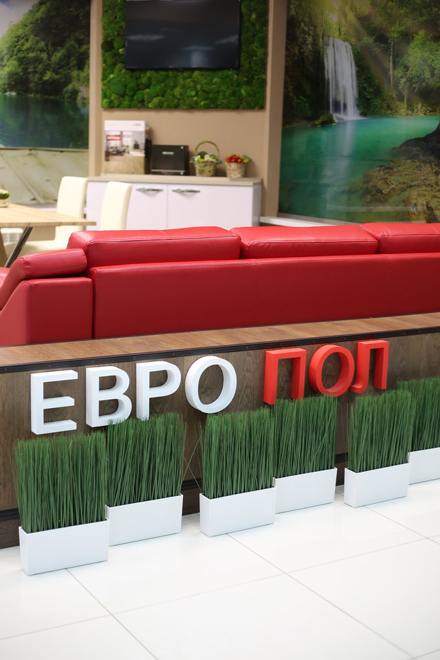 Фото из портфолио vip зона в торговом центре – фотографии дизайна интерьеров на INMYROOM