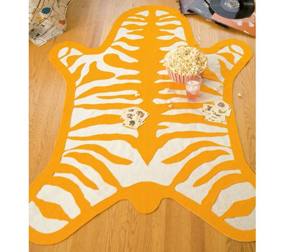 Фотография: в стиле , Спальня, Декор интерьера, DIY, Декор дома, Ковер – фото на INMYROOM Фотография: в стиле , Спальня, Декор интерьера, DIY, Декор дома, Ковер – фото на INMYROOM