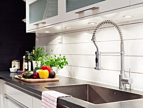 Фотография: Кухня и столовая в стиле Скандинавский, Современный, Хай-тек – фото на INMYROOM