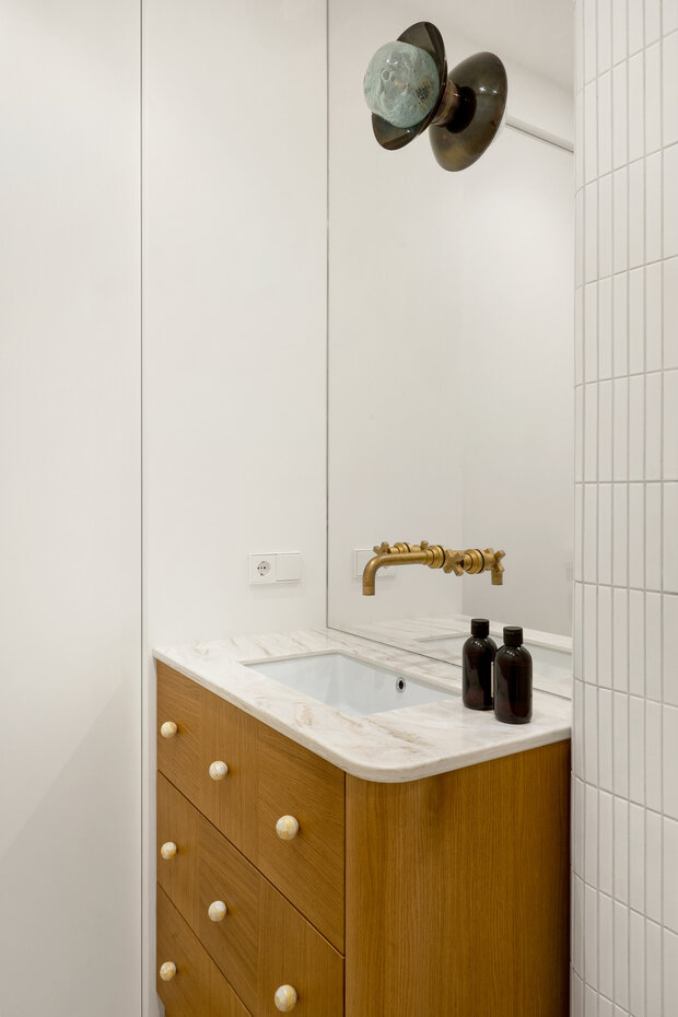 Фотография: Ванная в стиле Современный, Квартира, Проект дня, Москва, 3 комнаты, Более 90 метров, минимализм, современный, фото интерьера, дизайн интерьера фото, винтаж/ретро, Валерия Разумова – фото на INMYROOM