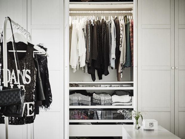 Фотография: Гардеробная в стиле Скандинавский, Спальня, Советы – фото на INMYROOM