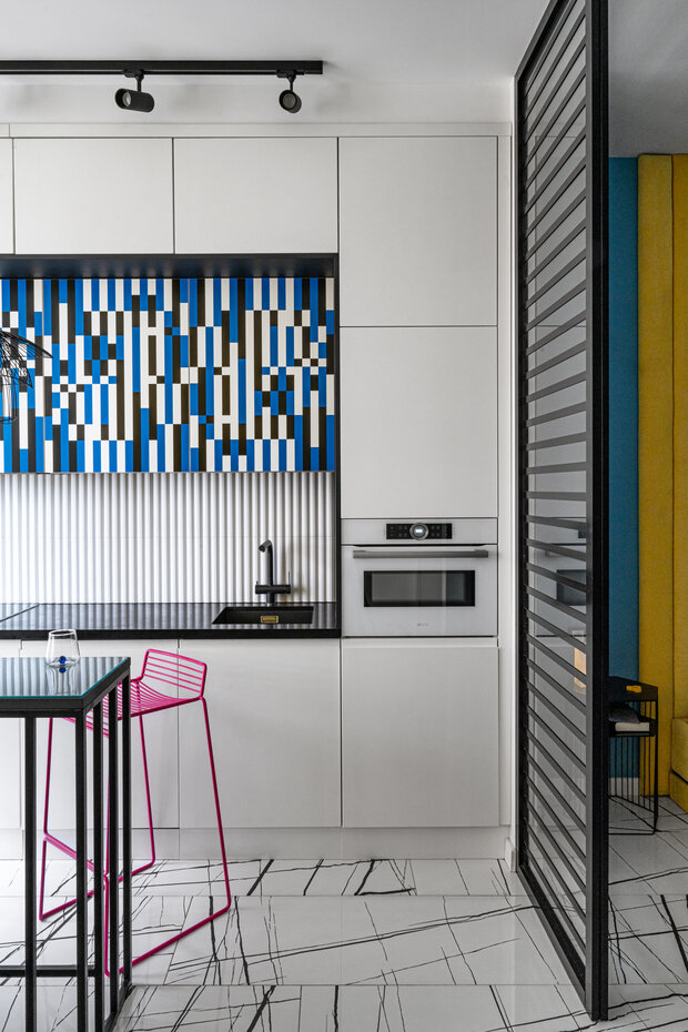 Фотография: Кухня и столовая в стиле Современный, Эклектика, Малогабаритная квартира, Квартира, Студия, Проект дня, Москва, Оксана Олейник, до 40 метров – фото на INMYROOM