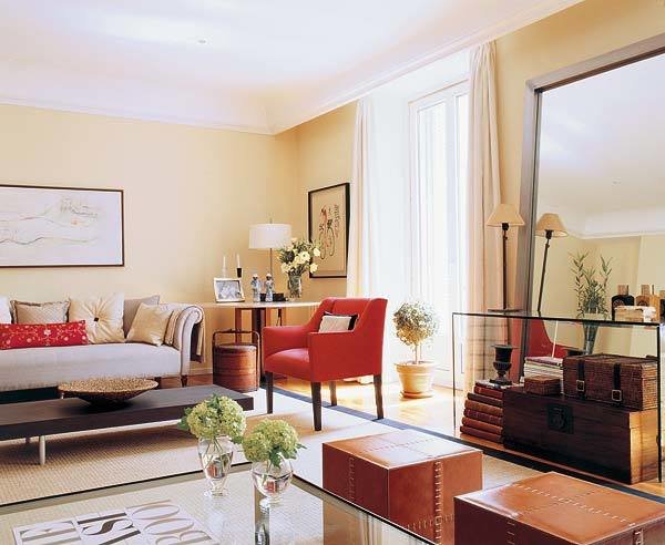 Фотография: Гостиная в стиле Прованс и Кантри, Декор, Советы, Белый, Черный, Красный, Зеленый, Бежевый, Желтый, Синий, Серый, Голубой, Оранжевый, Коричневый, Фуксия, цветовая палитра интерьера, цветовая гамма интерьера, цветовые сочетания – фото на INMYROOM