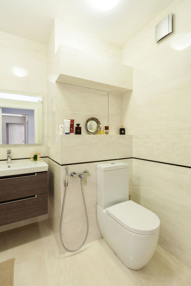 Фотография: Ванная в стиле Современный, Квартира, Проект недели, Москва, КОПЭ, Ирина Кривцова, Панельный дом, 3 комнаты, 40-60 метров – фото на INMYROOM Фотография: Ванная в стиле Современный, Квартира, Проект недели, Москва, КОПЭ, Ирина Кривцова, Панельный дом, 3 комнаты, 40-60 метров – фото на INMYROOM