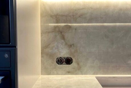 Столешница из широкоформатной керамики Infinity Crystal Ice