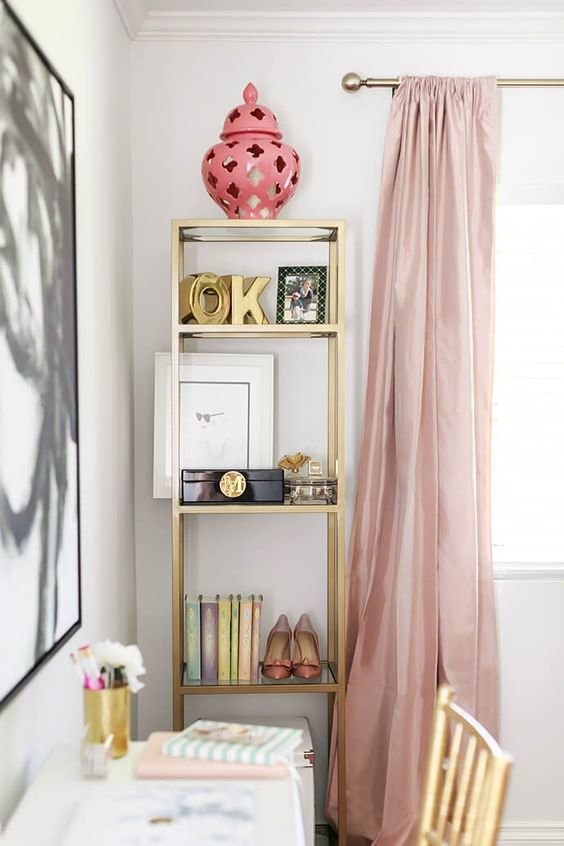 Фотография: Кабинет в стиле Прованс и Кантри, Декор интерьера, Декор, Розовый – фото на INMYROOM