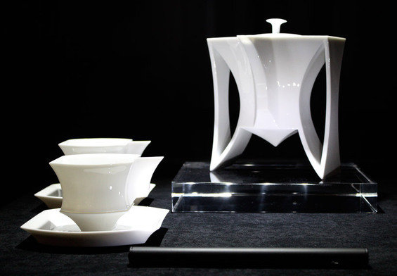 Фото из портфолио Индонезийский дизайнер выпустил серию фарфоровой посуды – фотографии дизайна интерьеров на INMYROOM