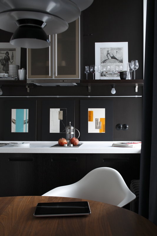 Фотография: Кухня и столовая в стиле Хай-тек, Малогабаритная квартира, Квартира, Студия, Дома и квартиры, Проект недели – фото на INMYROOM