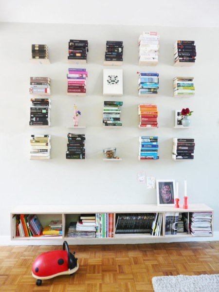 Фотография: Декор в стиле Скандинавский, Минимализм, Декор интерьера, Квартира, Аксессуары, Советы, чем украсить пустую стену, идеи декора пустой стены – фото на INMYROOM