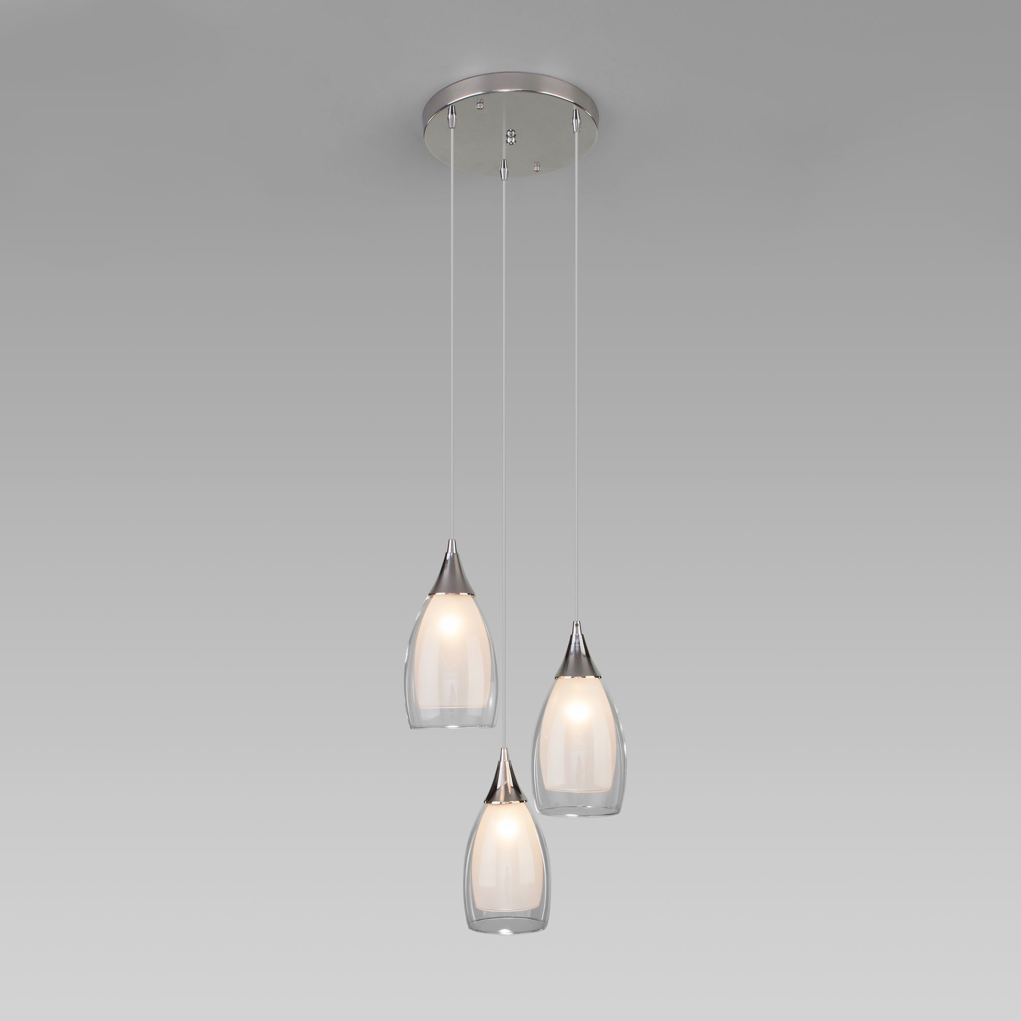 Подвесной светильник Cosmic цвета хром со стеклянными плафонами