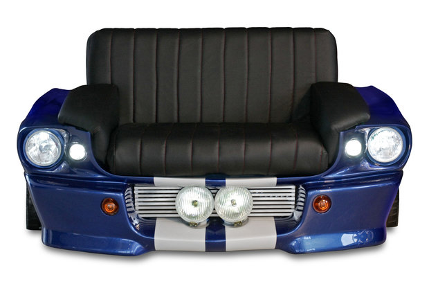 Фото из портфолио Диван из Ford Mustang – фотографии дизайна интерьеров на INMYROOM