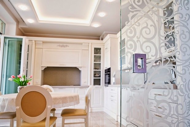 Фотография: Кухня и столовая в стиле Классический, Квартира, Дома и квартиры, Проект недели – фото на INMYROOM