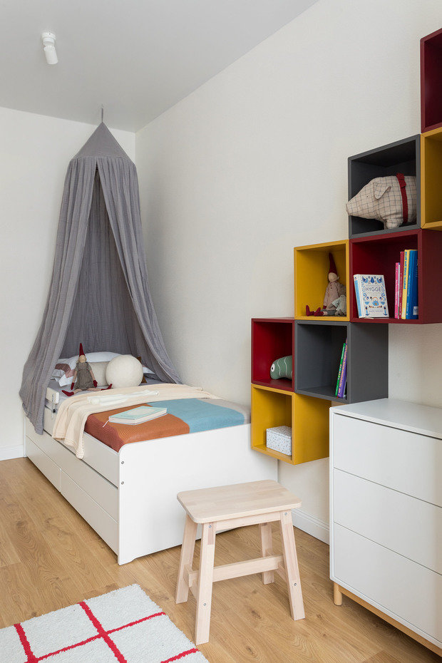 Фотография: Детская в стиле Скандинавский, Современный, Квартира, Проект недели, 4 и больше, 60-90 метров, Юрий Миронов – фото на INMYROOM