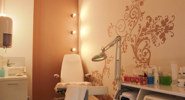 Фото из портфолио Салон красоты “I.V. Studio”  – фотографии дизайна интерьеров на INMYROOM