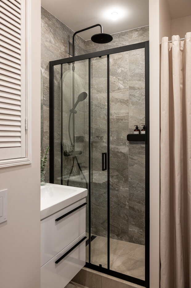 Фотография: Ванная в стиле Современный, Квартира, Проект дня, Новая Москва, Панельный дом, И-155, 1 комната, 40-60 метров, Елена Ранделова – фото на INMYROOM