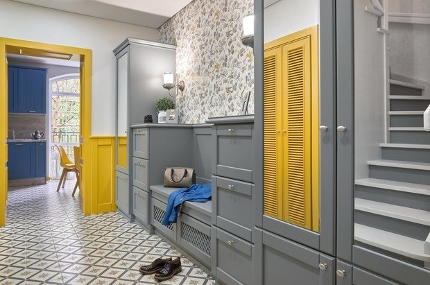 Фотография: Прихожая в стиле Прованс и Кантри, Восточный, Эклектика, Квартира, Проект недели, квартира в мансарде, Калининград, 4 и больше, Более 90 метров, Светлогорск, Монолитно-кирпичный, двухуровневая квартира, Виктория Лазарева – фото на INMYROOM