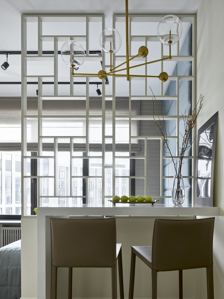 Фотография: Кухня и столовая в стиле Современный, Малогабаритная квартира, Квартира, Студия, Проект недели, Москва, до 40 метров, Оксана Станиславова, Алена Дзуцева – фото на INMYROOM Фотография: Кухня и столовая в стиле Современный, Малогабаритная квартира, Квартира, Студия, Проект недели, Москва, до 40 метров, Оксана Станиславова, Алена Дзуцева – фото на INMYROOM