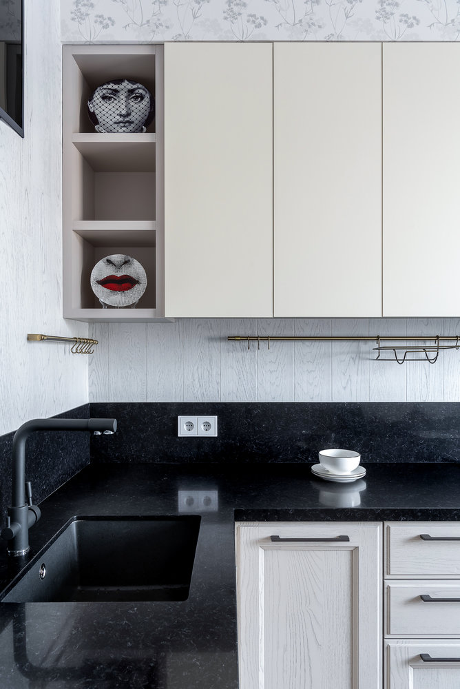 Фотография: Кухня и столовая в стиле Современный, Классический, Квартира, Проект недели, 3 комнаты, 60-90 метров, Владивосток, Елена Теплова – фото на INMYROOM Фотография: Кухня и столовая в стиле Современный, Классический, Квартира, Проект недели, 3 комнаты, 60-90 метров, Владивосток, Елена Теплова – фото на INMYROOM