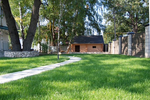 Фото из портфолио Благоустройство участка в поселке Горелый Хутор – фотографии дизайна интерьеров на INMYROOM