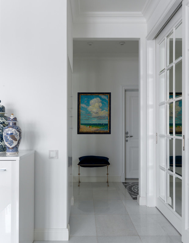 Фото из портфолио Белая квартира  – фотографии дизайна интерьеров на INMYROOM