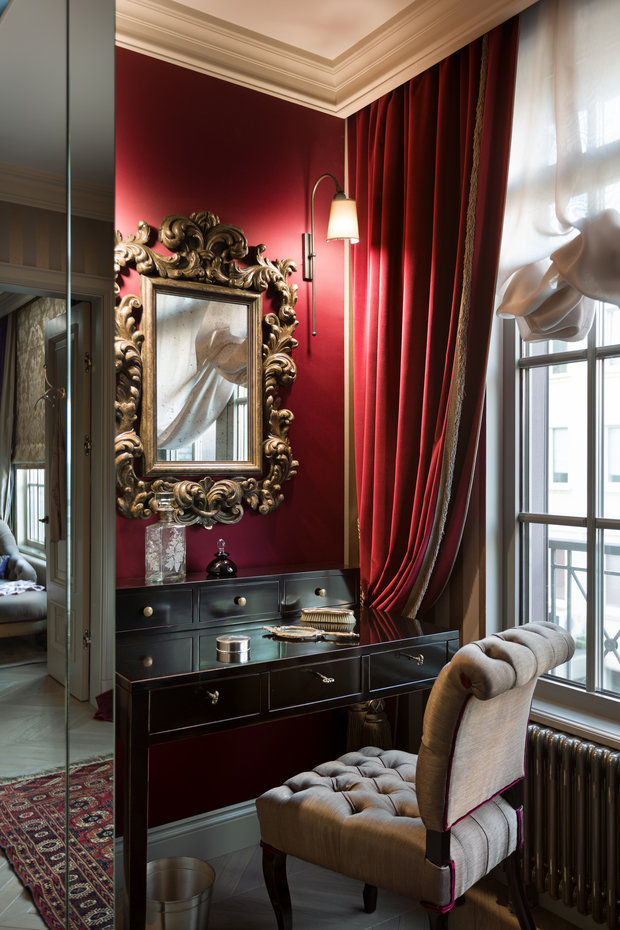 Фотография: Мебель и свет в стиле Классический, Квартира, Проект недели, Киев, Сталинка, 4 и больше, Более 90 метров, Александрина Лукач, Intemporary Design Studio – фото на INMYROOM