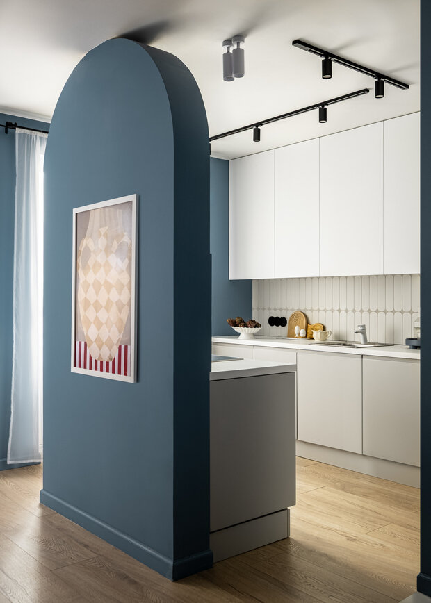 Фотография: Кухня и столовая в стиле Современный, Скандинавский, Квартира, Проект дня, Москва, Монолитный дом, 2 комнаты, 40-60 метров, Мия Грабчак – фото на INMYROOM