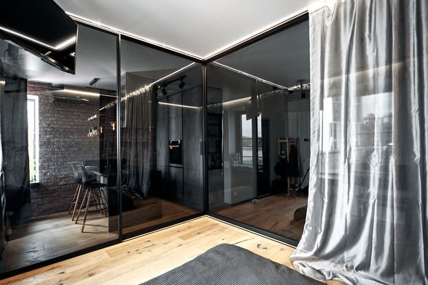 Фото из портфолио Угловая раздвижная интерьерная система raumplus – фотографии дизайна интерьеров на INMYROOM