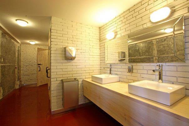 Фото из портфолио Офис медиагруппы "ЖИВИ" на Арме – фотографии дизайна интерьеров на INMYROOM