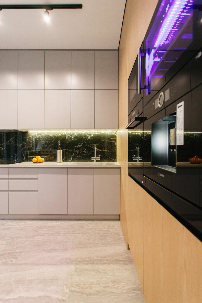 Фотография: Кухня и столовая в стиле Современный, Квартира, Проект недели, Коммунарка, Монолитный дом, 2 комнаты, 60-90 метров, Veprince, Анастасия Загорельская – фото на INMYROOM Фотография: Кухня и столовая в стиле Современный, Квартира, Проект недели, Коммунарка, Монолитный дом, 2 комнаты, 60-90 метров, Veprince, Анастасия Загорельская – фото на INMYROOM