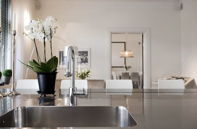 Фотография: Кухня и столовая в стиле Скандинавский, Современный, Хай-тек, Интерьер комнат, Тема месяца – фото на INMYROOM