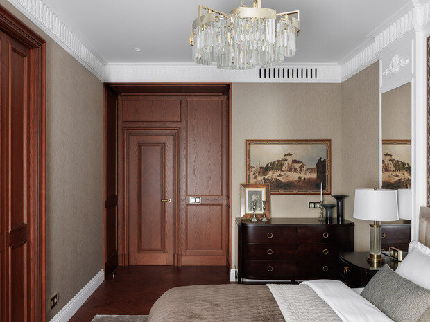 Фотография: Спальня в стиле Классический, Современный, Эклектика, Квартира, Проект дня, Санкт-Петербург, Кирпичный дом, 4 и больше, Более 90 метров, Эксклюзивные проекты, современный с элементами классики и роскоши, Елена Куртина, Жанна Тульнова – фото на INMYROOM