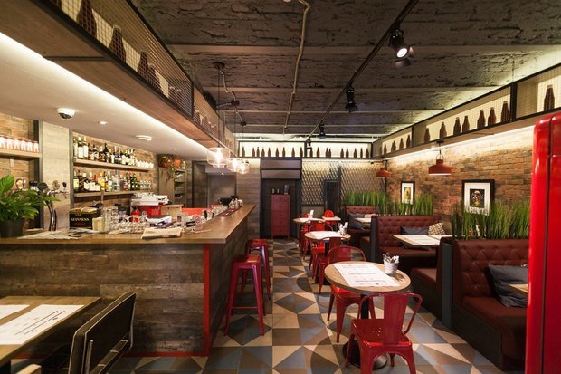 Фото из портфолио Бургерная Ketch Up Burgers на Литейном – фотографии дизайна интерьеров на INMYROOM