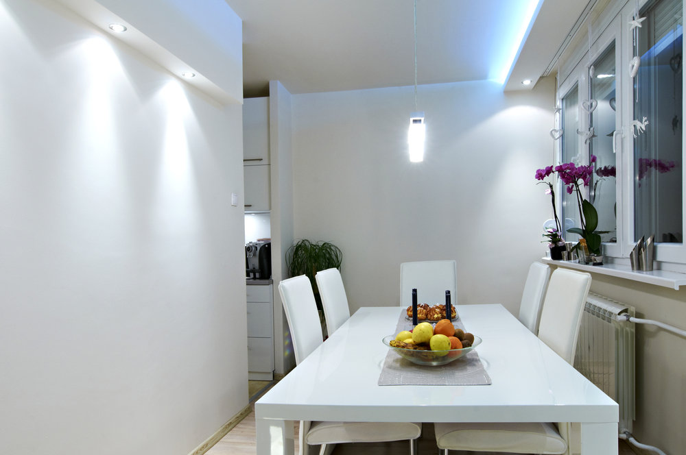 Фотография: Кухня и столовая в стиле Современный, Декор интерьера, Дом, Мебель и свет, Стол, Винтаж – фото на INMYROOM Фотография: Кухня и столовая в стиле Современный, Декор интерьера, Дом, Мебель и свет, Стол, Винтаж – фото на INMYROOM