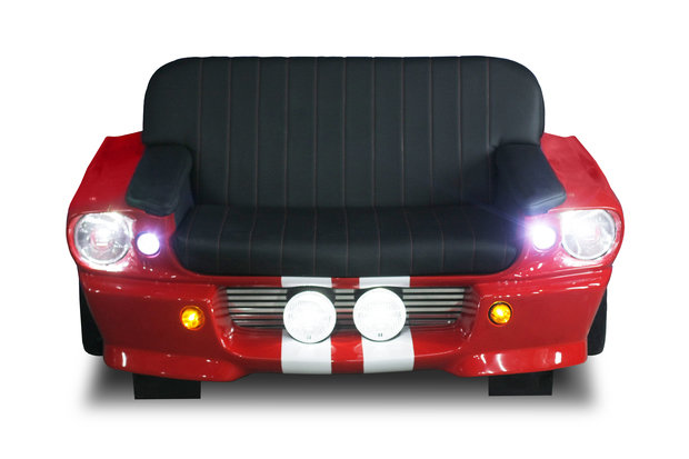 Фото из портфолио Диван из Ford Mustang – фотографии дизайна интерьеров на INMYROOM