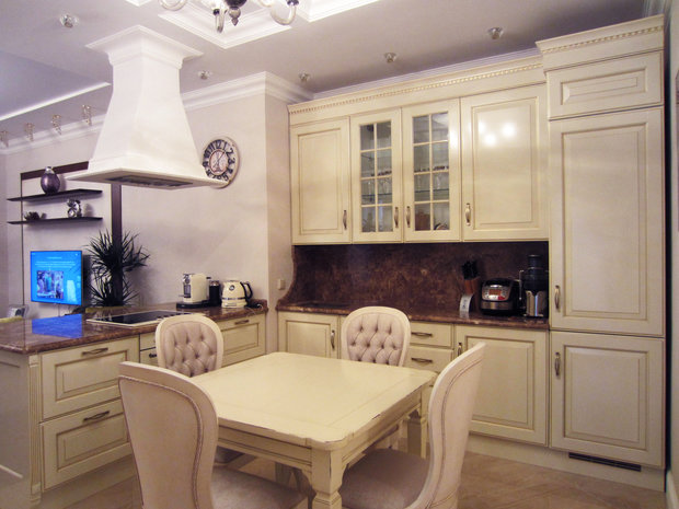 Фото из портфолио Квартира 85 м2 в лёгкой классике – фотографии дизайна интерьеров на INMYROOM