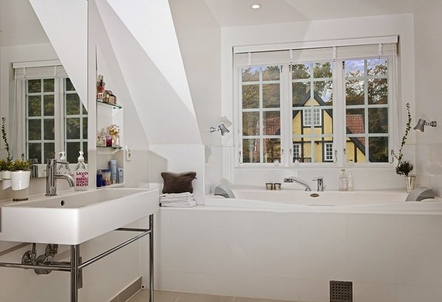 Фотография: Ванная в стиле Скандинавский, Дом, Дома и квартиры – фото на INMYROOM