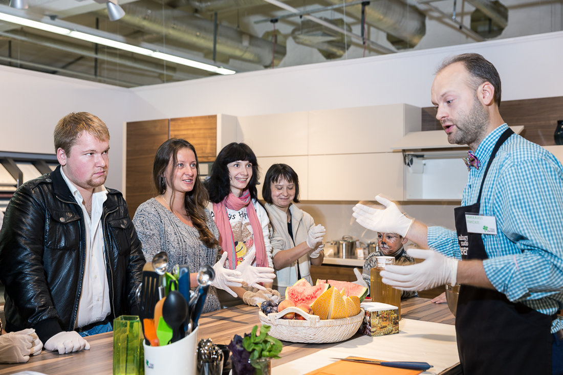 Фотография: Прочее в стиле , Кухня и столовая, Индустрия, Новости, Минимализм, Кулинарная студия Clever, Тема месяца – фото на INMYROOM